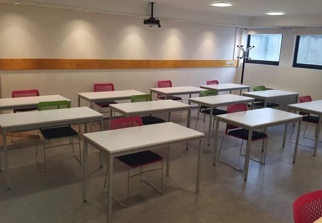 Disposition salle Rembrandt en école